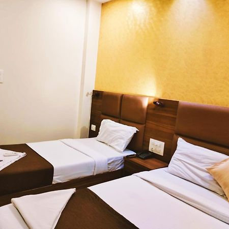 Hotel Avion Palace Mumbai  Buitenkant foto