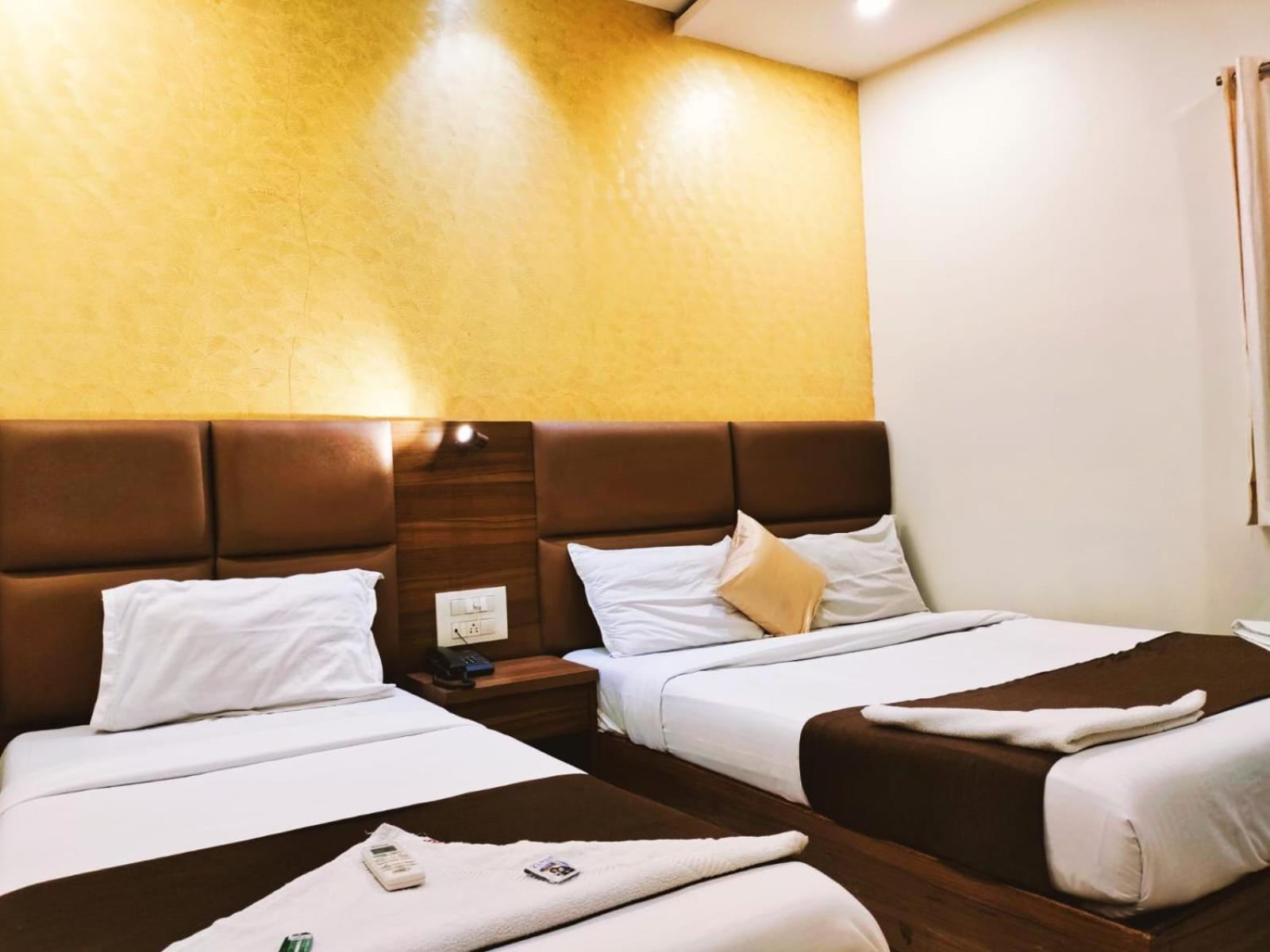Hotel Avion Palace Mumbai  Buitenkant foto